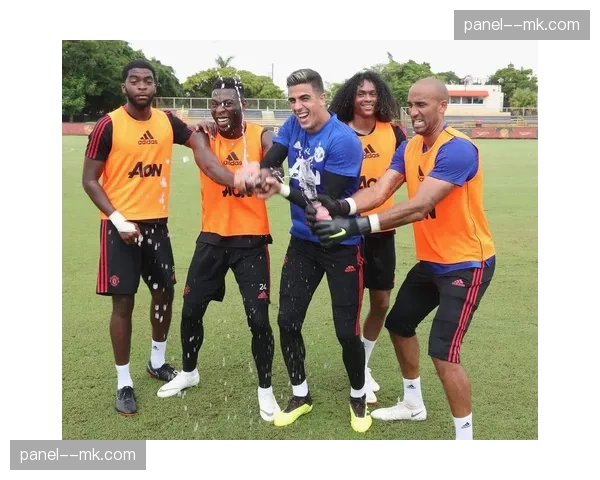 德甲俱乐部与当地学校合作项目，体育教育融合受好评