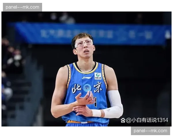 战术前瞻:新疆如何限制周琦,广东如何应对新疆锋线群冲击 战术前瞻:新疆如何限制周琦,广东如何应对新疆锋线群冲击