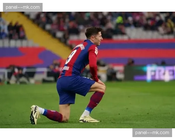 西甲第28轮综述：皇马巴萨双双取胜，前四积分差距未变。