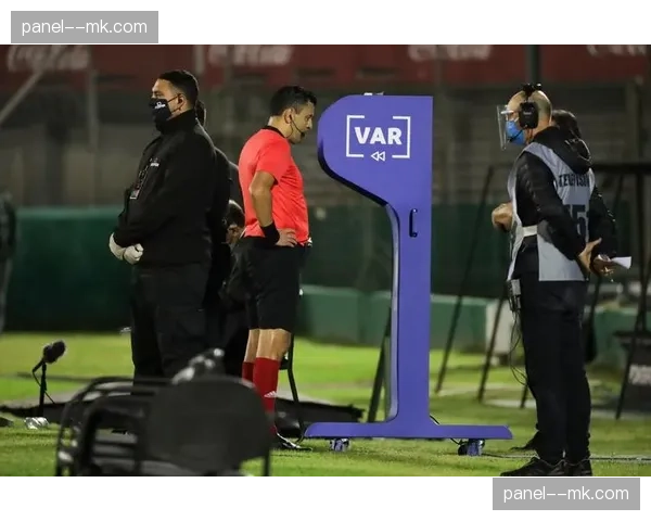 观点:VAR介入频次增加是否变相鼓励了更多无球跑动与身体接触? 观点:VAR介入频次增加是否变相鼓励了更多无球跑动与身体接触?