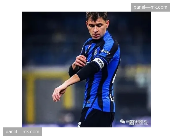 赛后通讯:从一场平局看莱切的战术执行力,边路传中落点高度统一